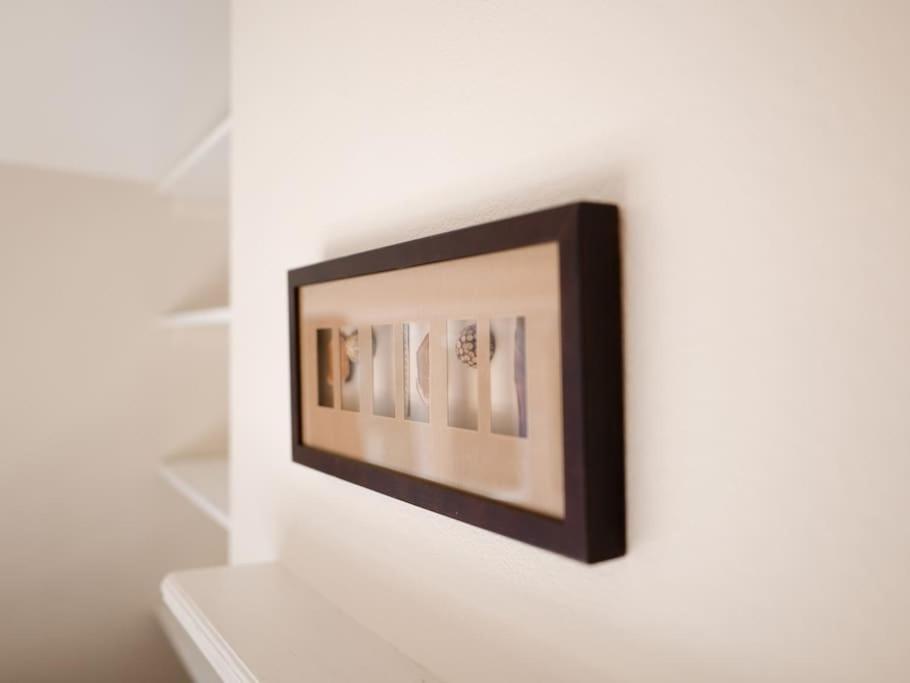 Charming Cottage Getaway In Altrincham Eksteriør bilde